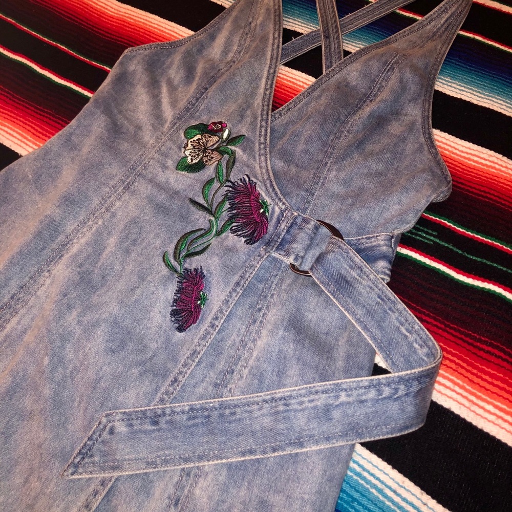 Coachella Denim Dress - Picture 4 of 4
